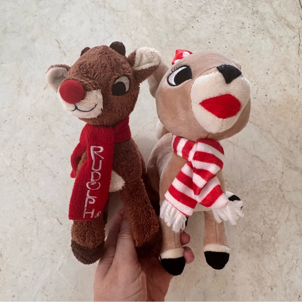 Rudolph the Red-Nosed Reindeer and Clarice Plush Toy Set